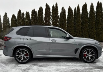 BMW X5 G05 SUV Facelifting 3.0 30d 298KM 2025 BMW X5 Autoryzowany dealer BMW Bonkowscy oferuje samochod: 3.0 Diesel, zdjęcie 5
