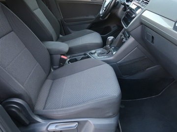 Volkswagen Tiguan Allspace SUV 2.0 TDI 190KM 2017 VW Tiguan Allspace 2.0 TDI, Salon Polska, zdjęcie 8