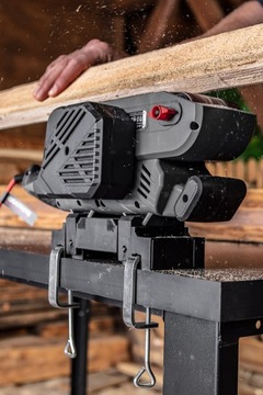 Ленточная шлифовальная машина 900W 76x533мм ГРАФИТ 59G395
