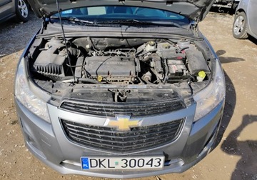 Chevrolet Cruze Sedan 1.8 16V DOHC 141KM 2013 Chevrolet Cruze 2013r, 1.8 Benzyna LPG. Lekko uszkodzony prawy tyl. Jezdz, zdjęcie 4