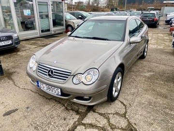 Mercedes Klasa C W203 Coupe W203 1.8 (C 180 Kompressor) 143KM 2006 Mercedes-Benz Klasa C 1.8 Benzyna 143KM, zdjęcie 21