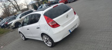 Hyundai i30 I CW Facelifting 1.6 CRDi 90KM 2012 Hyundai i30 lifting 1.6 crdi 90km Wyjatkowa wersja drugiej takiej NIE MA!!!, zdjęcie 14