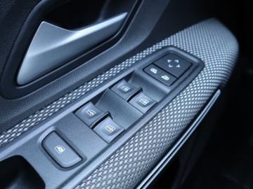 Dacia Jogger 1.0 Eco-G 100KM 2023 Dacia Jogger 1.0 TCe LPG, Salon Polska, zdjęcie 14