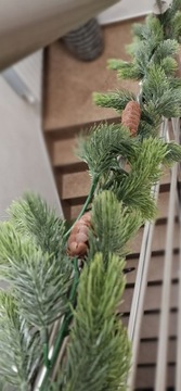 Елочная гирлянда из шишек, 180 см.