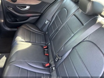 Mercedes Klasa C W205 2019 Mercedes-Benz Klasa C 2019 MERCEDES-BENZ C 300 2.0 Benzyna 255KM, zdjęcie 8