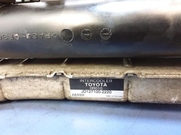 AVENSIS II T25 2.0 D4D CHLADIČ VODY INTERCOOLER