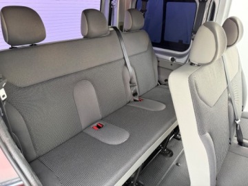 Opel Vivaro A Combi L1 2.0 CDTI 115KM 2014 Opel Vivaro Vivaro 2.0 Cdti- 9-cioosobowy - 105 000km 2.0 Diesel 114KM, zdjęcie 16