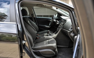 Opel Astra J 2014 Opel Astra 2,0CDTI (160KM) Bezwypadkowy Lift 2014 r. 2.0 Diesel 160KM, zdjęcie 10