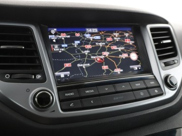 Hyundai Tucson III SUV 2.0 CRDI 185KM 2016 Hyundai Tucson automat 4x4 185KM skóra panorama, zdjęcie 24