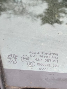 PEUGEOT 2008 I 13- SKLO (OKNO) DVEŘE PRAVÁ PŘEDNÍ MALÉ TROJŮHELNÍK 2014 ROK 43R-007951