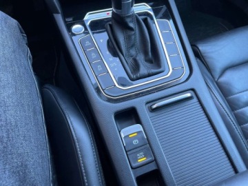 Volkswagen Passat B8 Variant 2.0 TDI BlueMotion SCR 190KM 2016 Volkswagen Passat 2.0 diesel 190 KM 4 motion automat zarej w PL zadba, zdjęcie 23