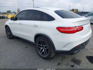 Mercedes GLE V167 2019 Mercedes-Benz GLE 2019 MERCEDES-BENZ AMG GLE 43 COUPE 4MATIC 3.0 Benzyna, zdjęcie 3