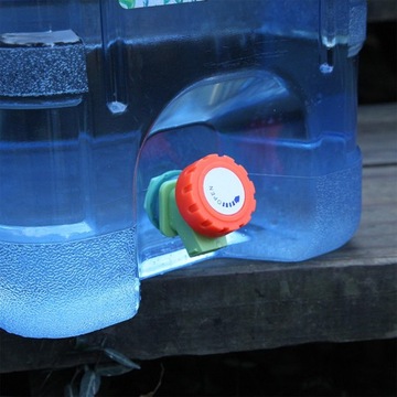 BPA Free Water Container with Spigot, Camping Water Storage Carrier Jug for