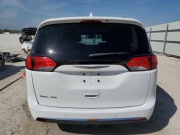 Chrysler Pacifica II 2017 Chrysler Pacifica Chrysler Pacifica Touring-L Plus FWD 3.6 Benzyna 287KM, zdjęcie 3