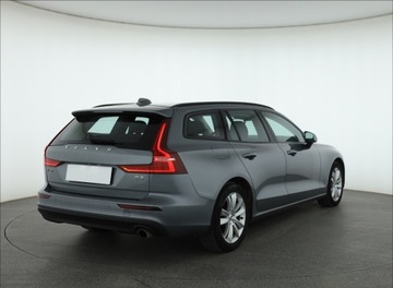 Volvo V60 II  Kombi 2.0 D3 150KM 2019 Volvo V60 D3 2.0, Salon Polska, 1. Właściciel, zdjęcie 4