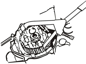 КЛЮЧ, ЩИПЦЫ, МАГНИТНОЕ КОЛЕСО И ЗАМОК СЦЕПЛЕНИЯ