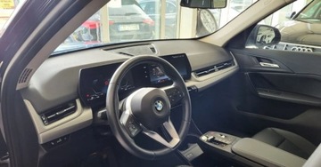 BMW X1 U11 Crossover 1.5 18i 136KM 2023 BMW X1 nowy model, skora perforowana 1.5 Benzyna 136KM, zdjęcie 17