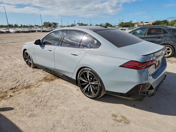 BMW Seria 5 G90-91 2024 BMW Seria 5 540xi 2024 3.0 Benzyna 335KM, zdjęcie 2
