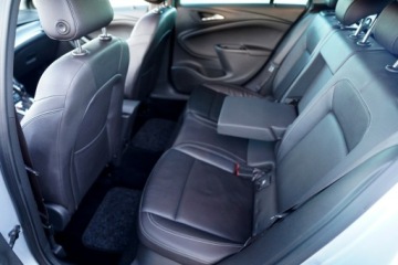 Opel Astra K Sports Tourer 1.6 CDTI 136KM 2018 Opel Astra FUL LED skóra NAWI wentylacja, zdjęcie 17