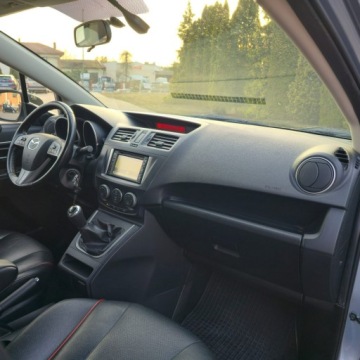 Mazda 5 II 2.0 MZR 150KM 2011 Mazda 5 2.0 MZR-DISI i-stop Center-Line, zdjęcie 29