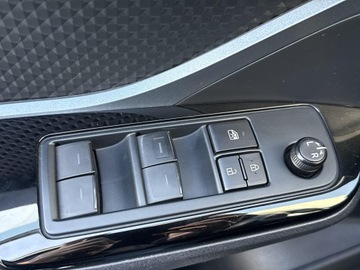 Toyota C-HR I Crossover Facelifting 1.8 Hybrid 122KM 2021 Toyota C-HR 1.8 Hybrid Style 1.8 Hybrid Style, zdjęcie 18