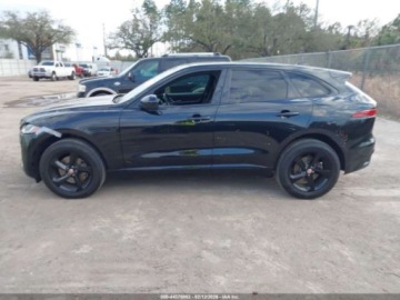Jaguar F-Pace 2022 Jaguar F-Pace S P250 2022 2.0 Benzyna 246KM, zdjęcie 2