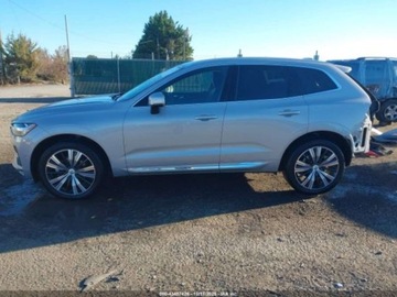 Volvo XC60 II 2023 Volvo XC 60 B5 Plus Bright Theme 2023 2.0l 2.0 Benzyna 247KM, zdjęcie 2