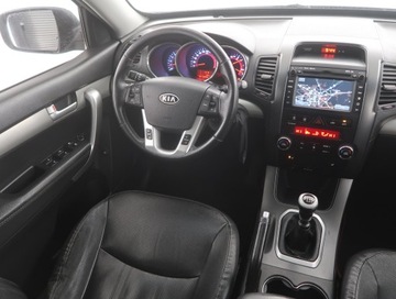 Kia Sorento II SUV 2.0 CRDi 150KM 2011 Kia Sorento 2.0 CRDI, 7 miejsc, Navi, Klima, zdjęcie 6