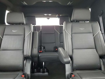 Cadillac Escalade III 2023 Cadillac Escalade Sport 2023 6.2l 6.2 Benzyna 420KM, zdjęcie 10