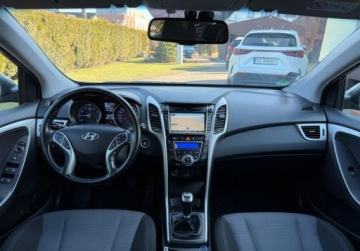 Hyundai i30 II Wagon Facelifting 1.4 MPI 100KM 2015 Hyundai i30 1,4 100KM LIFT Key-less Kamera Navi Bezwypadkowy SERWIS Super, zdjęcie 15
