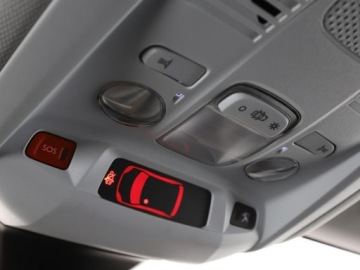 Peugeot 3008 II Crossover 1.2 PureTech 130KM 2018 Peugeot 3008 automat virtual cocpit półskóra, zdjęcie 37