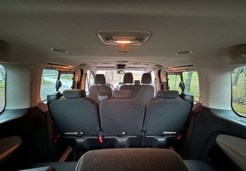 Ford Tourneo Custom I 2015 Ford Tourneo Custom Ford Tourneo Custom 2.0 TDCi L2 Titanium 2.0 Diesel, zdjęcie 29