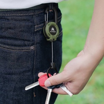 ТАКТИЧЕСКИЙ ПОВОДОК, ОХЛАЖДАЕМАЯ СТАЛЬНАЯ ВЕРЕВКА, КАРАБИН, ЗАЖИМ, БРЕЛОК ДЛЯ КЛЮЧЕЙ.