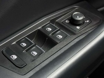 Volkswagen T-Roc I SUV Facelifting 1.5 TSI ACT 150KM 2024 Volkswagen T-Roc R-line, Keyless, Asystenci, Kamera 1.5 Benzyna 150KM, zdjęcie 19