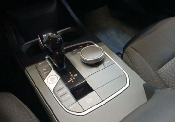 BMW Seria 1 F70 2024 BMW Seria 1 i 140 KM Automat Advantage LED Promocyjne finansowanie, zdjęcie 16