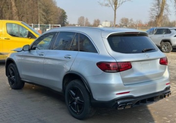 Mercedes GLC C253 Coupe 2.0 300 245KM 2019 Mercedes-Benz GLC 2.0B 244KM 2019r. 4Matic auto zarejestrowane i ubezpiecz, zdjęcie 6