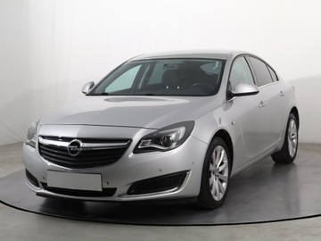 Opel Insignia I Hatchback Facelifting 1.6 CDTI Ecotec 136KM 2015 Opel Insignia 1.6 CDTI, Automat, Navi, Klima, zdjęcie 1