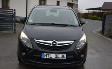 Opel Zafira C Tourer 1.4 Turbo ECOTEC 140KM 2013 Opel Zafira 1.4 TB Klimatronik Grzane Fotele Tempomat Sprowadzony 1.4, zdjęcie 2