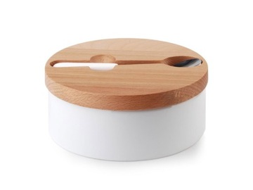 ФАРФОРОВАЯ САХАРНИЦА С КРЫШКОЙ И ЛОЖКОЙ, БЕЛАЯ