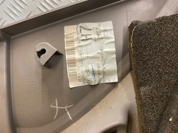 Boczek drzwi prawy przód Subaru Forester II SG 94235SA000