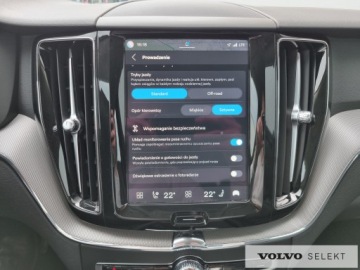Volvo XC60 II 2023 Volvo XC 60 FV23 Plus Dark B4 D 197KM ACC Kamera S, zdjęcie 25