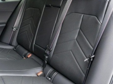 BMW Seria 5 G90-91 Touring 2.0 520d 197KM 2025 BMW Seria 5 Touring 520d xDrive Sport Combi 2.0 (197KM) 2025, zdjęcie 11