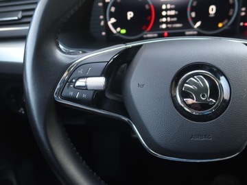 Skoda Superb III Kombi Facelifting 1.5 TSI 150KM 2022 Skoda Superb 1.5 TSI, Salon Polska, 1. Właściciel, zdjęcie 16