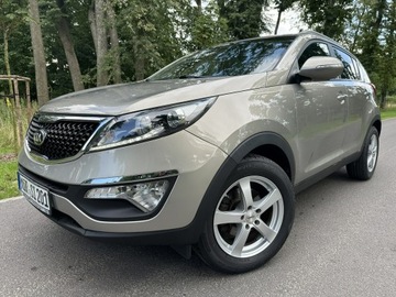 Kia Sportage III SUV Facelifting 1.6 GDI 135KM 2014 Kia Sportage III 1,6 GDI 136 KM Business LineSuper