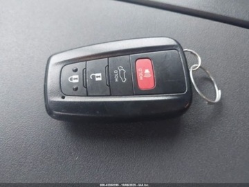 Toyota Highlander III 2023 Toyota Highlander 2023 TOYOTA HIGHLANDER HYBRID XLE 2.5 Hybryda 186KM, zdjęcie 9