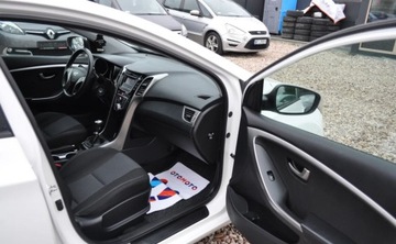 Hyundai i30 II Hatchback 5d 1.4 MPI 100KM 2012 Hyundai i30 1.4 Benzyna Klimatyzacja Cz.parkowania 1.4 Benzyna 99KM, zdjęcie 13