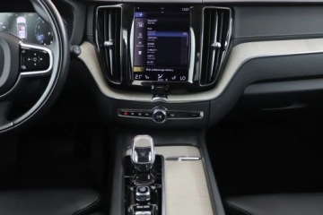 Volvo XC60 II 2021 Volvo XC60 B4, Salon Polska, Serwis ASO, Automat, zdjęcie 11