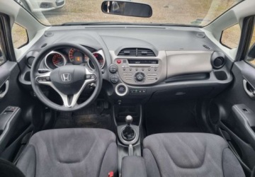 Honda Jazz III 1.4 i-VTEC 100KM 2009 Honda Jazz Honda Jazz 1.4 i-VTEC Elegance 1.3 Benzyna 100KM, zdjęcie 21