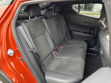 Toyota C-HR I Crossover Facelifting 2.0 Hybrid Dynamic Force 184KM 2021 Toyota C-HR 2.0 Hybrid GR Sport, zdjęcie 25