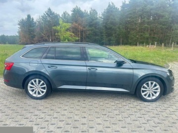 Skoda Superb III Kombi Facelifting 2.0 TDI SCR 200KM 2021 Skoda Superb 2.0 TDI DSG Ambition 200KM 2021r Przestronny i komfortowy!, zdjęcie 3